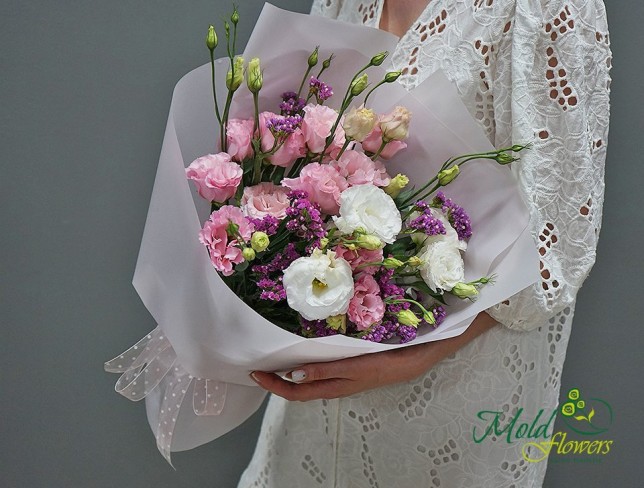 Bouquet of white and pink eustoma photo